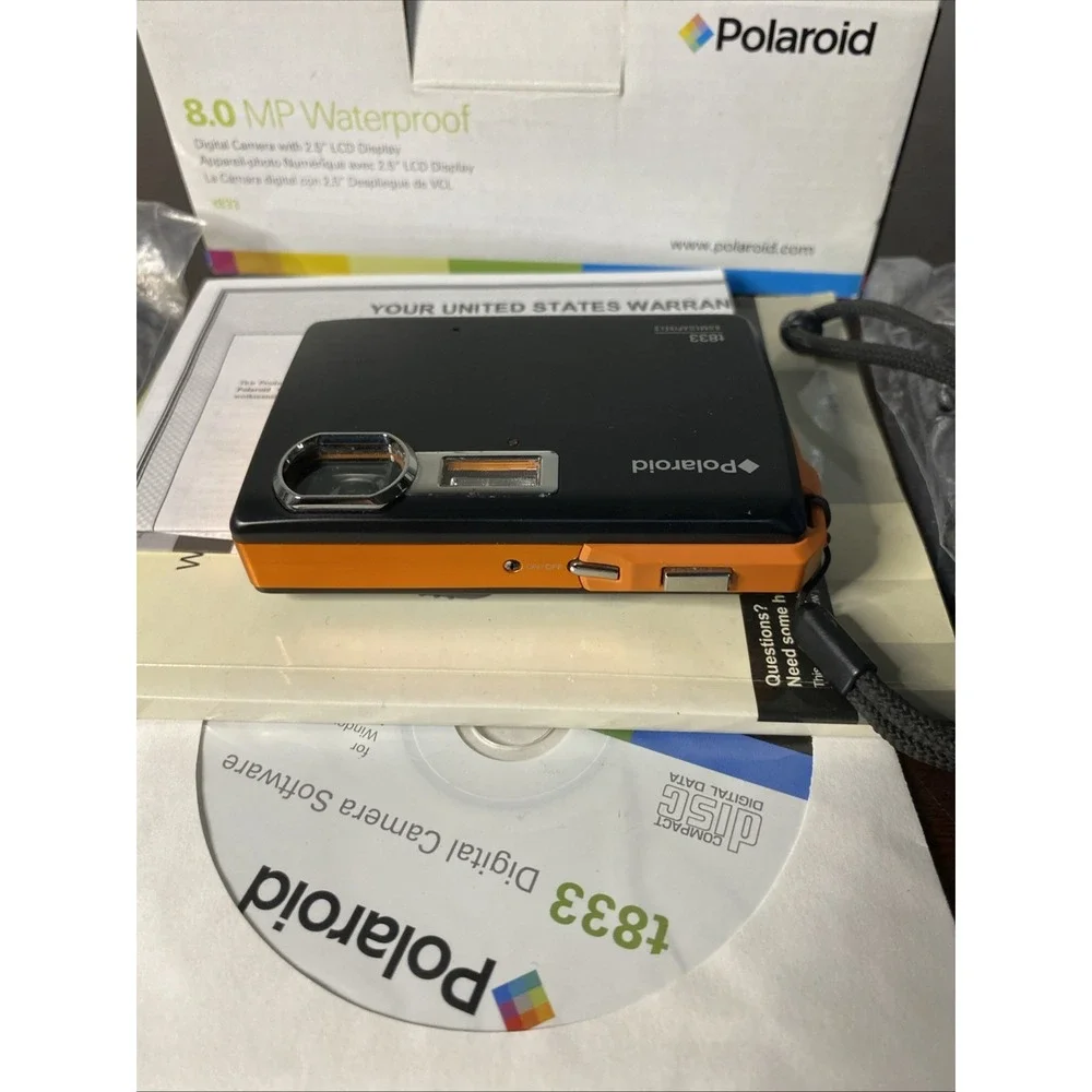 Polaroid T833 Digital Camera 8 Megapixels Waterproof